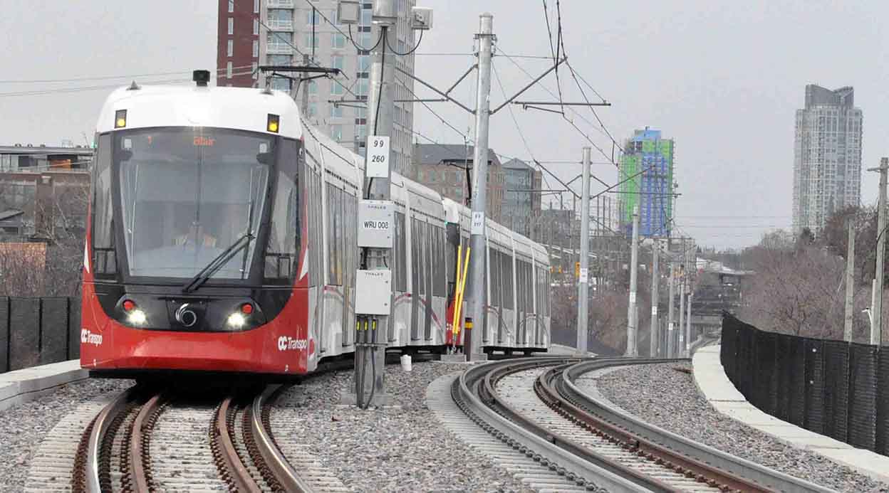 Ottawa Public Transit & Train Guide: Plan Your Trip with Ease